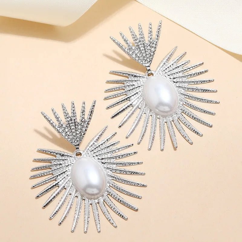 Exaggerated Big Leaf Earrings for Women Irregular Geoemtric Punk Metal Vintage Heart Party Fashion Jewelry Female Gifts 2023 - Gofionafashion