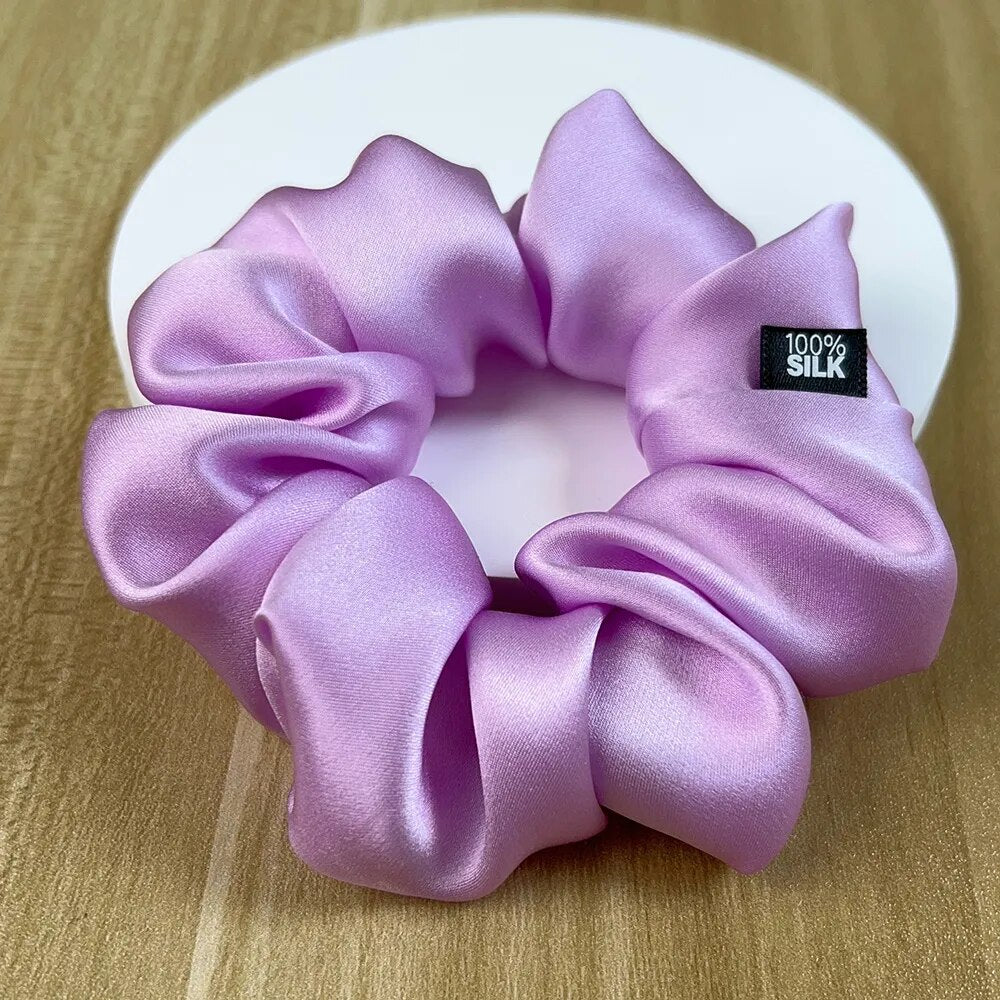 https://gofionafashion.com/products/100-mulberry-silk-hair-scrunchies-elastic-rubber-band-16-momme