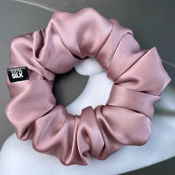 https://gofionafashion.com/products/100-mulberry-silk-hair-scrunchies-elastic-rubber-band-16-momme