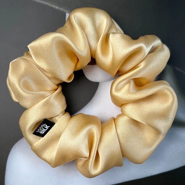 https://gofionafashion.com/products/100-mulberry-silk-hair-scrunchies-elastic-rubber-band-16-momme