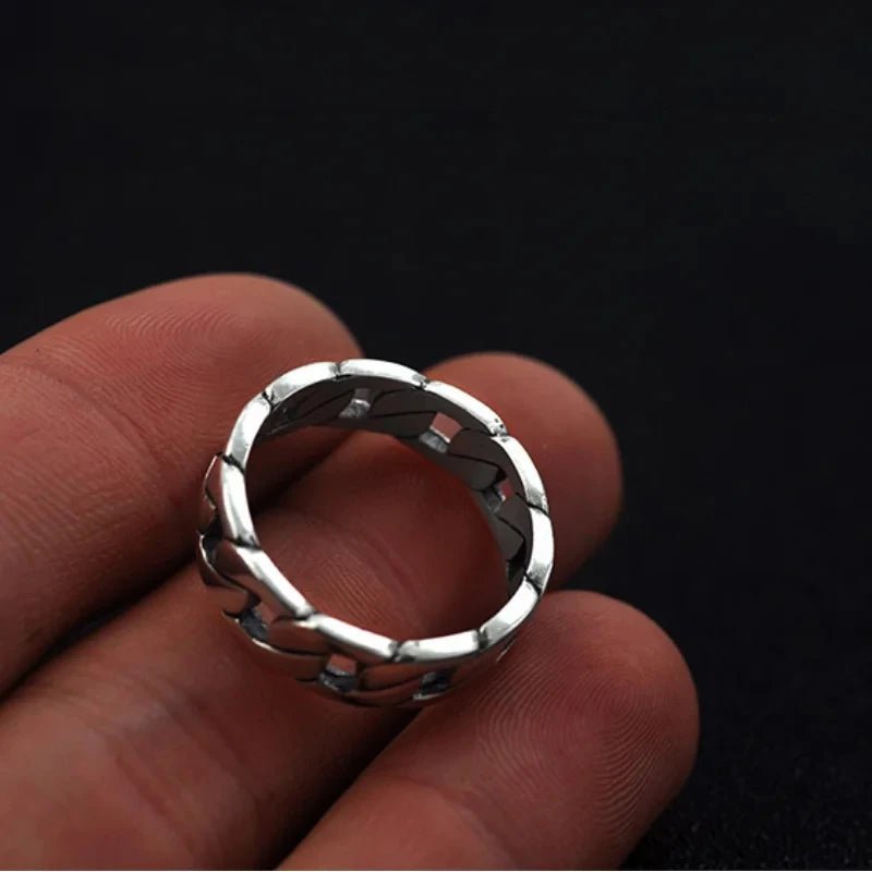 https://gofionafashion.com/products/pure-silver-s925-thai-silver-lovers-couple-rings