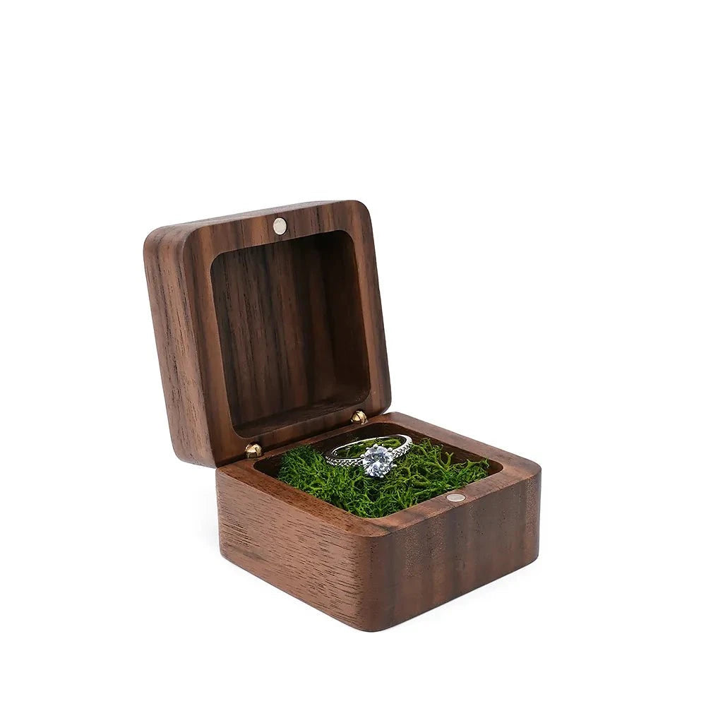 https://gofionafashion.com/products/wood-jewelry-box-wedding-organizer-box