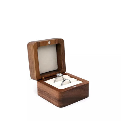 https://gofionafashion.com/products/wood-jewelry-box-wedding-organizer-box